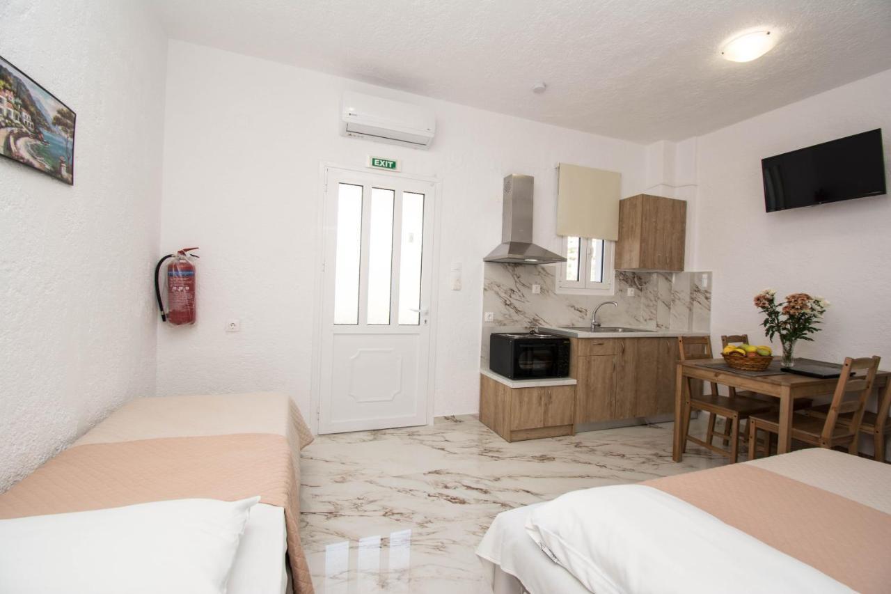 Zervakis Apartments แฟร์มา ภายนอก รูปภาพ